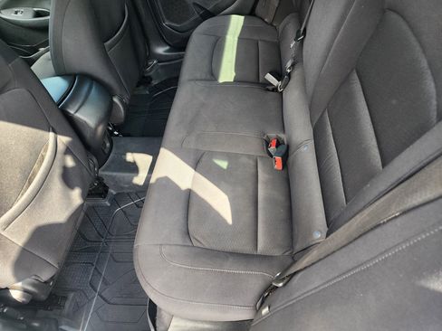 Used 2021 Chevrolet Malibu LS image 13