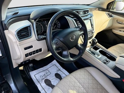 Used 2020 Nissan Murano Platinum FWD image 16