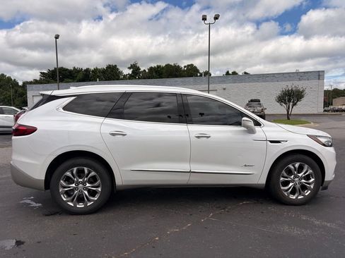 Used 2019 Buick Enclave Avenir FWD image 9