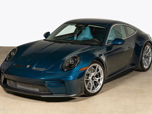 Used 2026 Porsche 911 GT3 RWD image 2