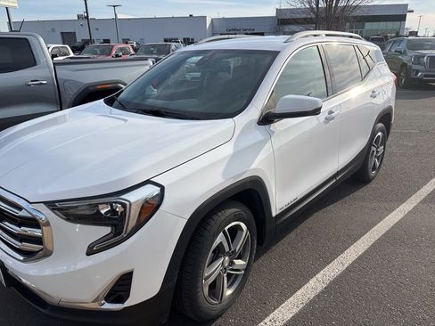 Certified 2020 GMC Terrain SLT w/ Preferred Package image 1