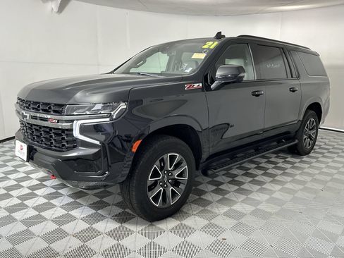 Used 2021 Chevrolet Suburban Z71 w/ Z71 Off-Road Package AWD/4WD image 4