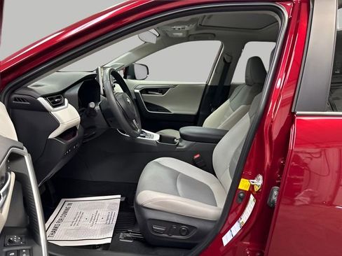 Used 2022 Toyota RAV4 Limited w/ Limited Grade Weather Package image 9