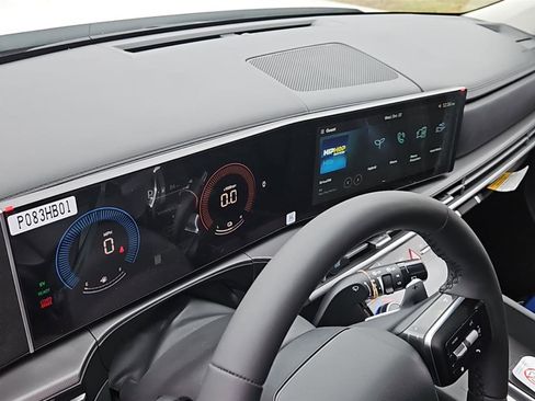 New 2026 Hyundai Santa Fe SE image 9