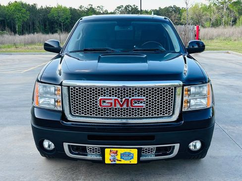 Used 2012 GMC Sierra 1500 Denali image 2