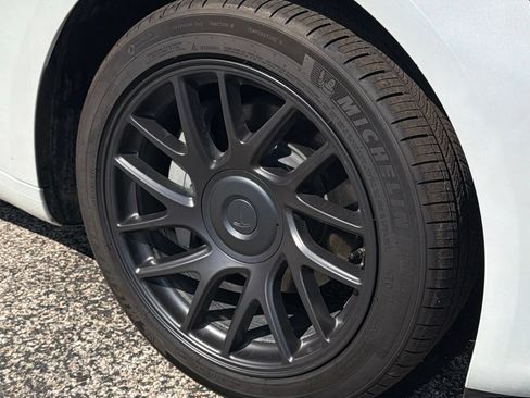 Used 2025 Tesla Model 3 Long Range RWD image 3
