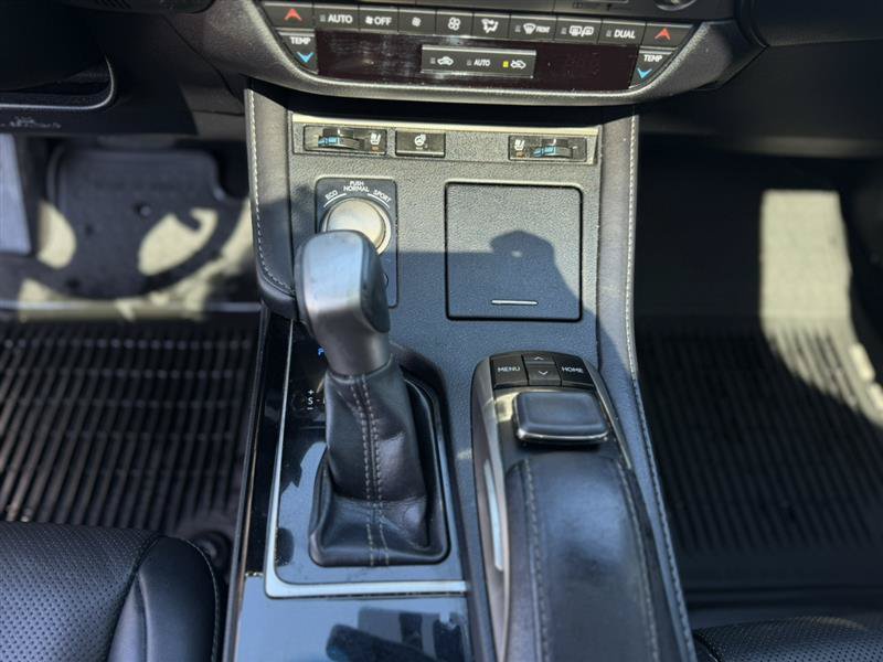 Used 2016 Lexus ES 350 w/ Navigation System Package FWD image 18