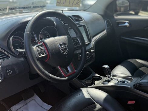 Used 2017 Dodge Journey Crossroad FWD image 10