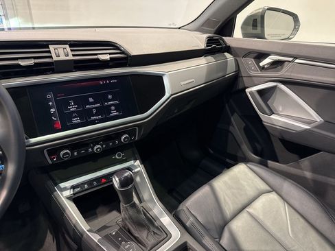 Used 2022 Audi Q3 2.0T Premium image 15