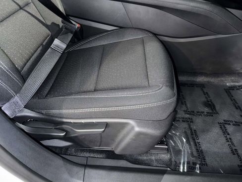 Used 2025 Chevrolet Blazer EV LT FWD image 15