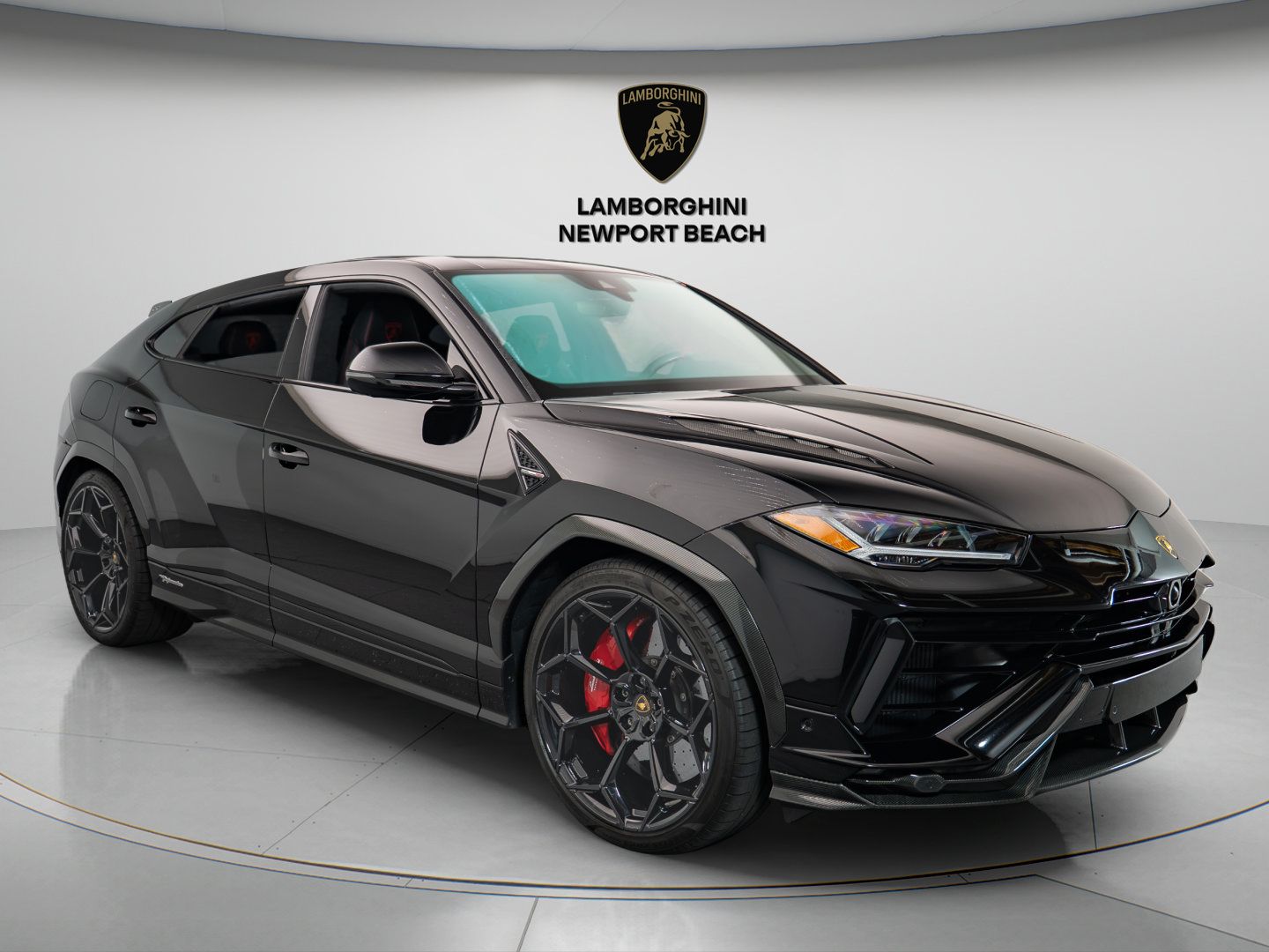 Used 2023 Lamborghini Urus Performante AWD/4WD image 1