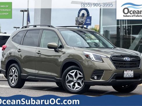 Certified 2024 Subaru Forester Premium AWD/4WD image 1
