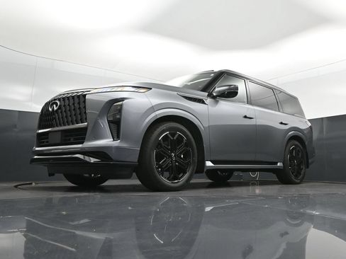 New 2026 INFINITI QX80 4WD w/ Sport Exterior Package image 41