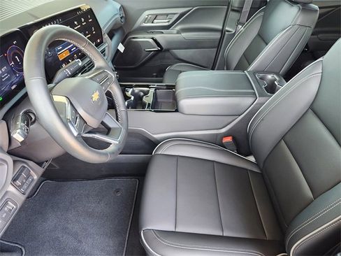 New 2026 Chevrolet Silverado EV LT image 11