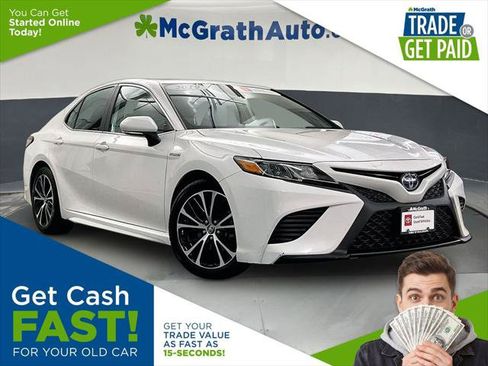 Certified 2019 Toyota Camry SE w/ Audio Package FWD image 1