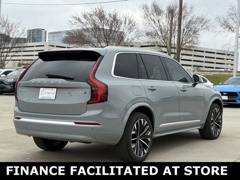 Certified 2025 Volvo XC90 B6 Plus image 5