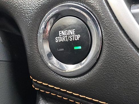 Used 2018 Chevrolet Trax LT w/ LT Convenience Package image 29