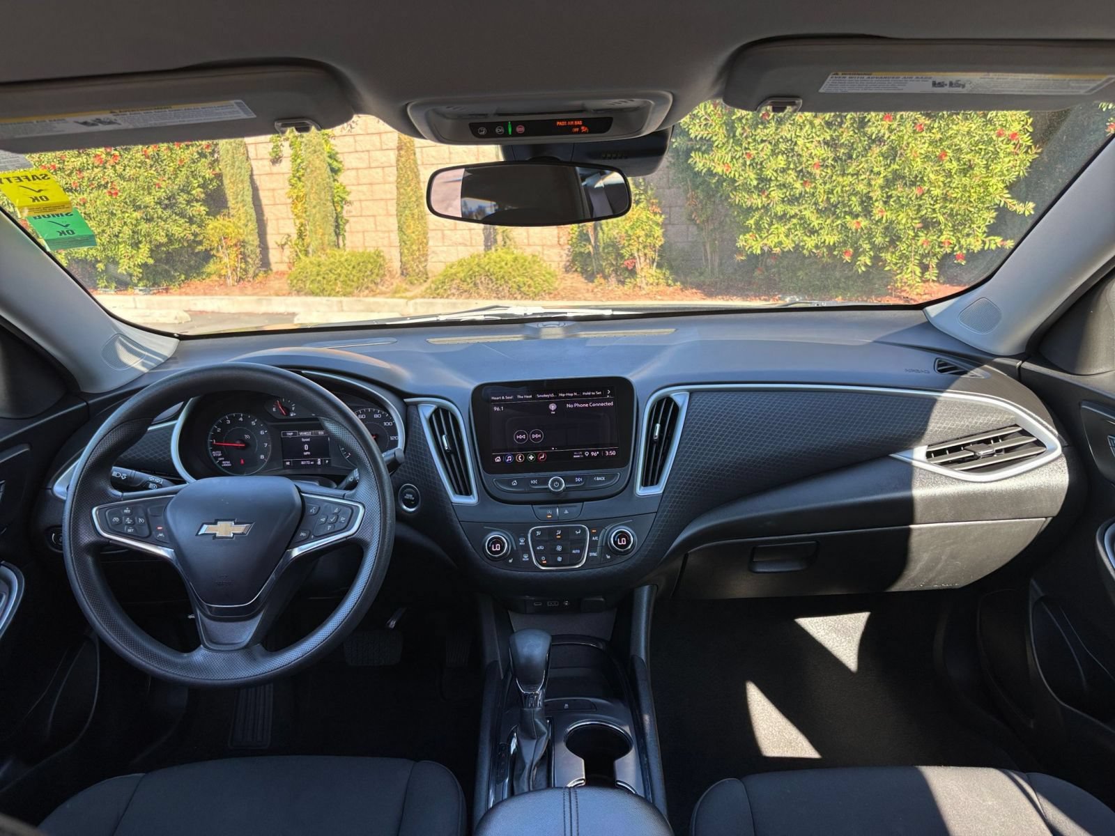 Used 2023 Chevrolet Malibu LT FWD image 34