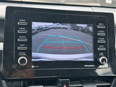 Used 2023 Toyota Camry SE image 18