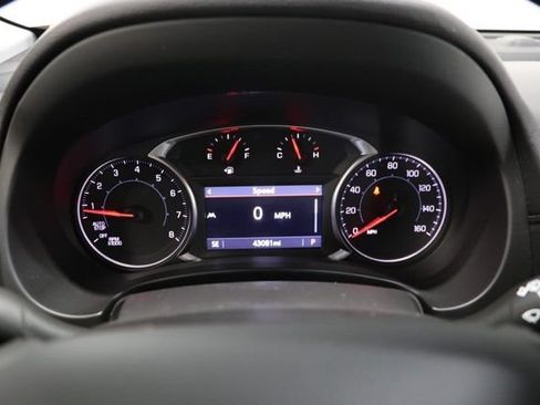 Used 2024 GMC Terrain SLT AWD/4WD image 22