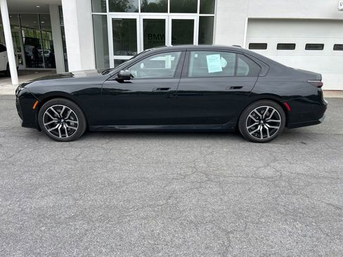 Certified 2024 BMW 760i xDrive w/ Executive Package AWD/4WD image 2