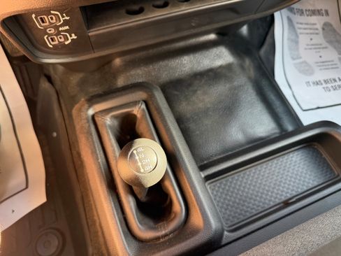 Used 2024 RAM 2500 Tradesman w/ Chrome Appearance Group image 16