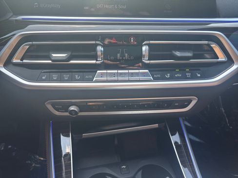 Used 2021 BMW X5 xDrive40i image 55