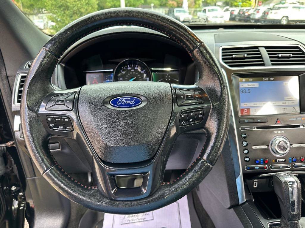Used 2017 Ford Explorer Sport w/ Equipment Group 401A AWD/4WD image 32