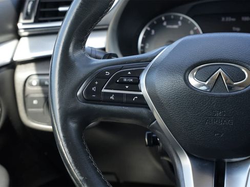 Used 2019 INFINITI QX50 Essential w/ Premium Heat Package image 10