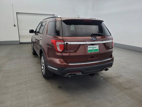 Used 2018 Ford Explorer Limited image 6