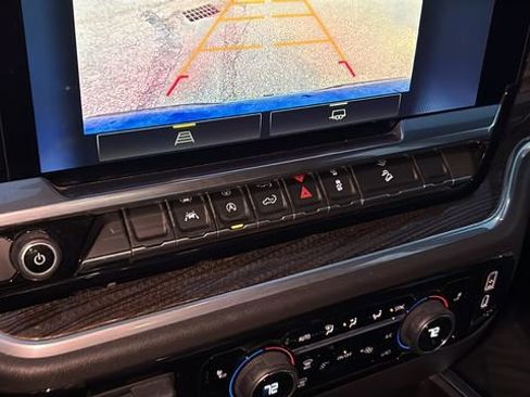 Used 2022 Chevrolet Silverado 1500 RST image 18