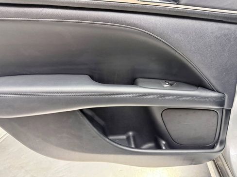 Used 2017 Lincoln MKZ Reserve w/ Climate Package image 17