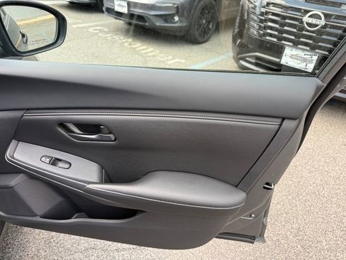 Used 2025 Nissan Sentra S FWD image 26