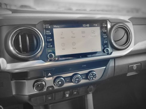 Used 2020 Toyota Tacoma SR5 image 20