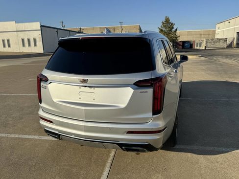 Used 2020 Cadillac XT6 Premium Luxury image 4