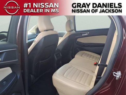 Used 2022 Ford Edge SEL AWD/4WD image 27