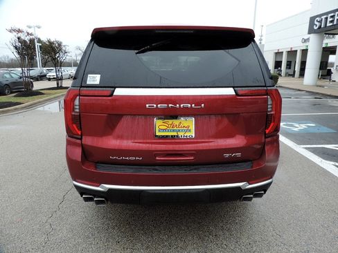 New 2026 GMC Yukon Denali w/ Sun & Power Step Package image 6