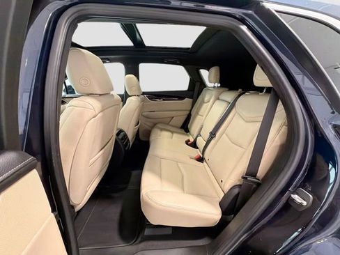 Used 2017 Cadillac XT5 Luxury w/ Driver Awareness Package FWD image 22