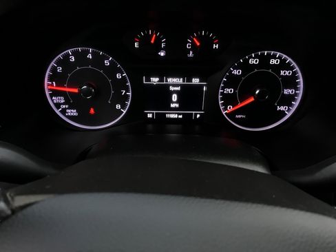 Used 2017 GMC Acadia SLE image 3