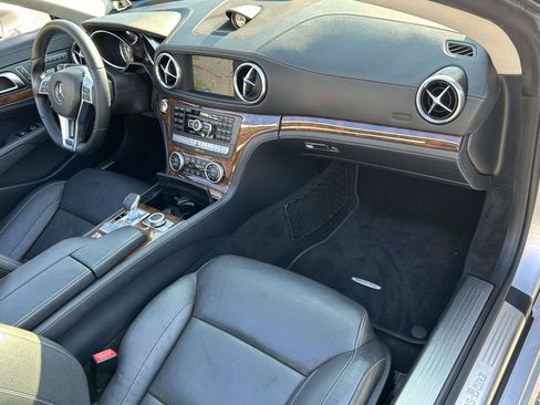 Used 2013 Mercedes-Benz SL 550 image 51
