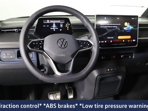 New 2025 Volkswagen ID. Buzz Pro S RWD image 4