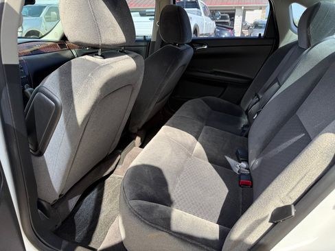 Used 2014 Chevrolet Impala Limited LS FWD image 12