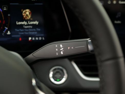 New 2026 Chevrolet Equinox LT w/ Convenience Package II image 21