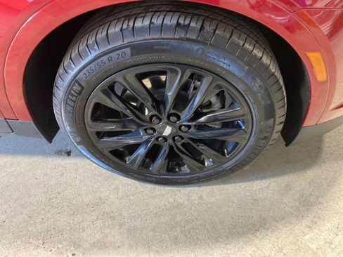 Used 2021 Cadillac XT5 Sportv w/ LPO, ONYX Package image 10