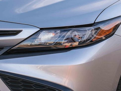 Used 2023 Toyota Camry SE w/ Protection Package (Q2) (TMS) FWD image 12
