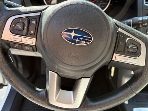 Used 2018 Subaru Forester 2.5i AWD/4WD image 23