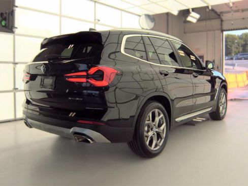 Used 2023 BMW X3 xDrive30i w/ Premium Package AWD/4WD image 2