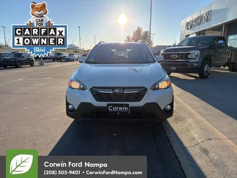 Used 2023 Subaru Crosstrek 2.0i Premium image 2