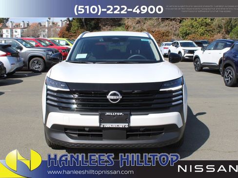 New 2026 Nissan Kicks SV image 4