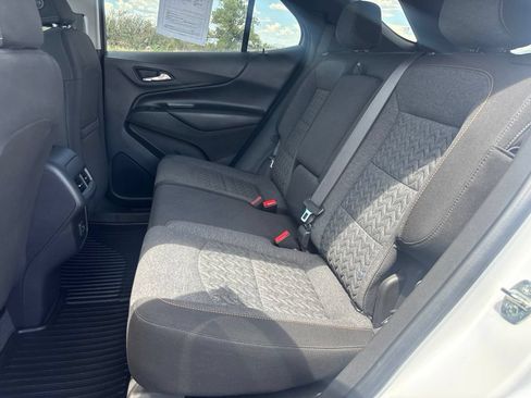 Used 2022 Chevrolet Equinox LT FWD image 12